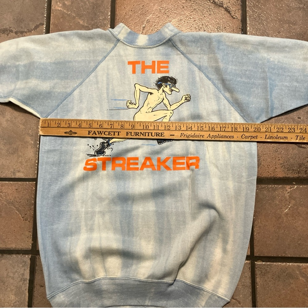 vintage 70's "The Streaker" short-sleeved sweatshirt - Picture 5 of 7